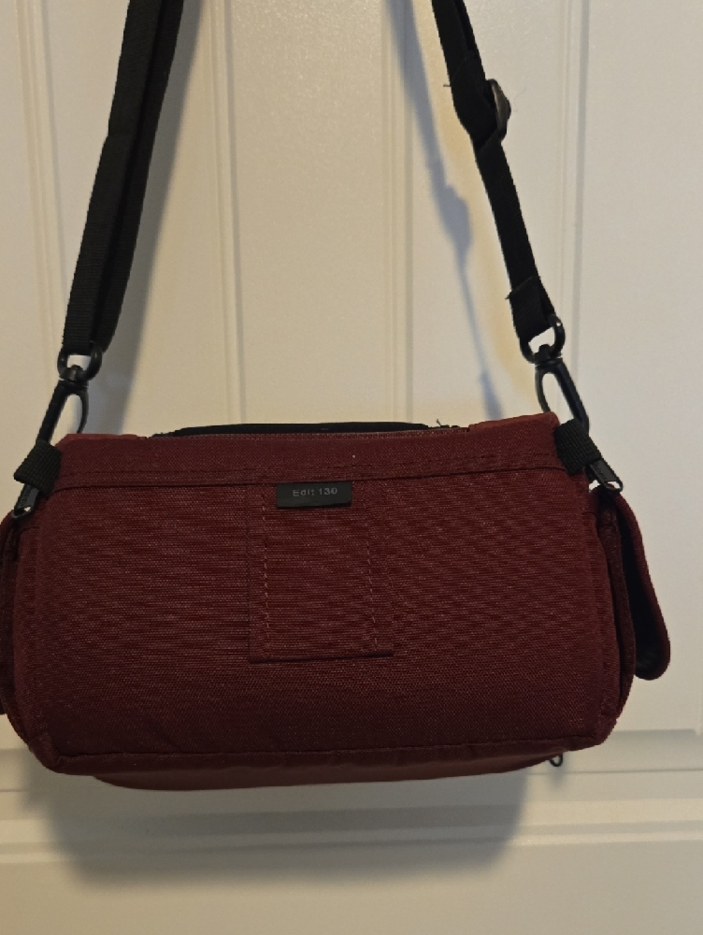 Maroon Camera Bag - Lowepro - Picture 4 of 7